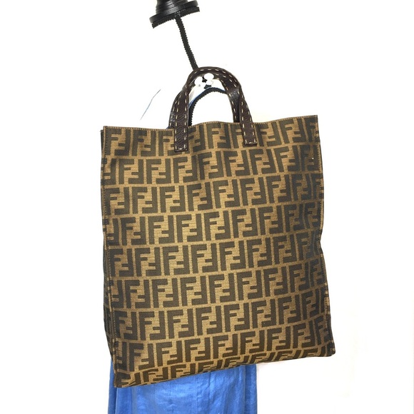 Authentic FENDI Selleria Zucca tote bag - Picture 1 of 15